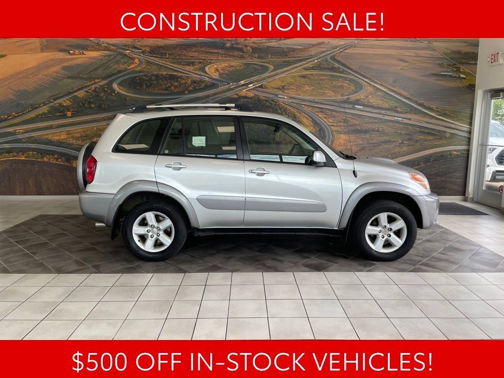 Used 2004 Toyota RAV4 4WD image 4