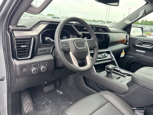 New 2026 GMC Sierra 1500 Denali AWD/4WD image 17