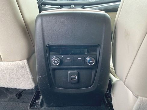 Used 2023 Buick Enclave Essence w/ Experience Buick Package AWD/4WD image 21
