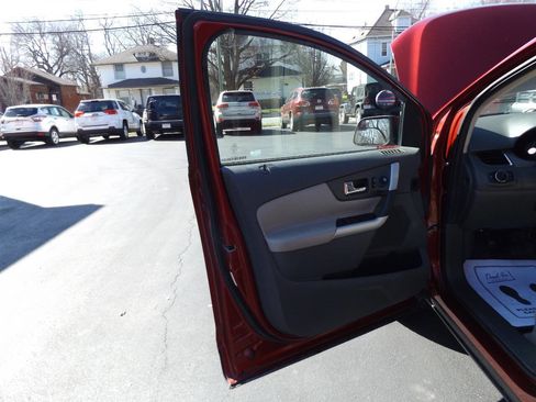 Used 2014 Ford Edge SEL w/ Equipment Group 205A image 17