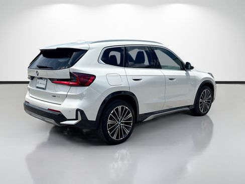 New 2026 BMW X1 xDrive28i w/ Convenience Package AWD/4WD image 3