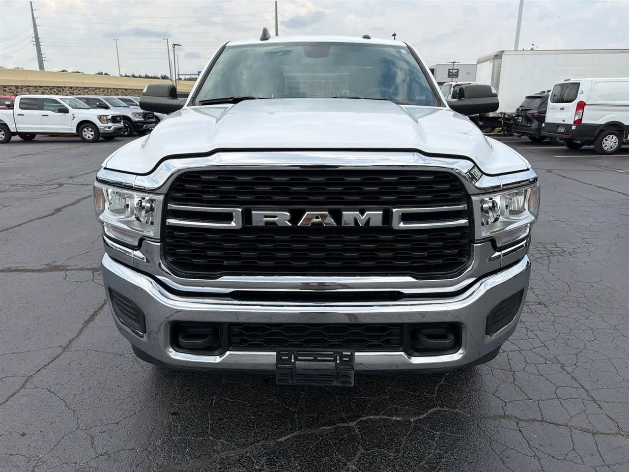 Used 2022 RAM 2500 Big Horn AWD/4WD image 3