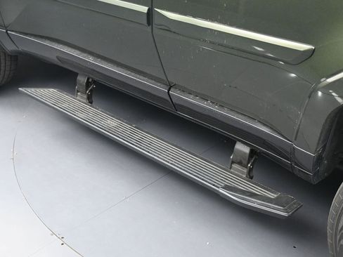 Used 2024 Lexus GX 550 w/ Cold Area Package image 8