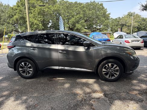 Used 2018 Nissan Murano S FWD image 6