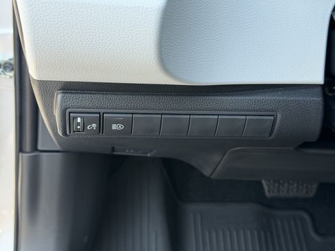 Used 2025 Toyota Corolla SE w/ SE Package FWD image 24