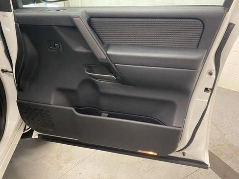 Used 2010 Nissan Titan SE w/ Heavy Metal Edition Pkg AWD/4WD image 22