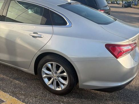 Used 2019 Chevrolet Malibu LT FWD image 15