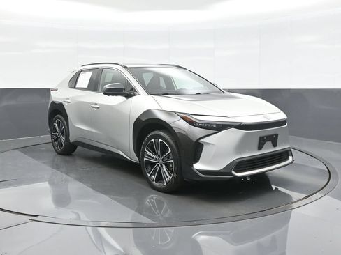 Certified 2023 Toyota bZ4X AWD w/ Weather Package image 1