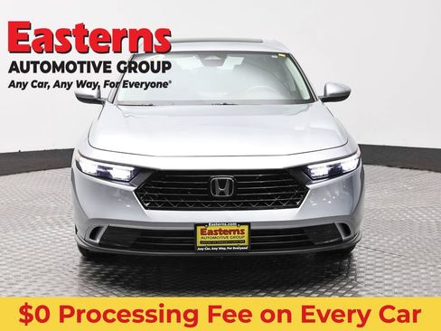 Used 2024 Honda Accord EX image 2
