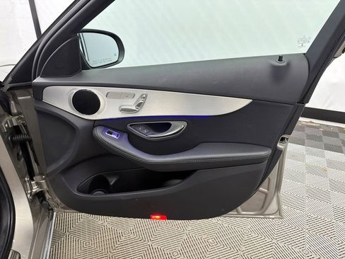 Used 2019 Mercedes-Benz C 300 Sedan image 16