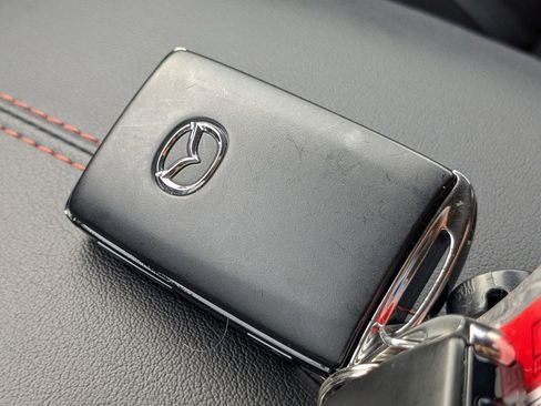 Certified 2025 MAZDA CX-30 Carbon image 31