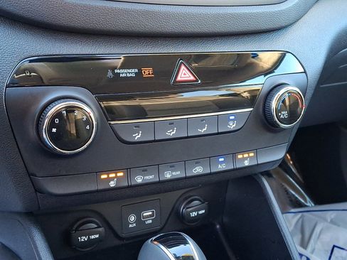 Used 2016 Hyundai Tucson Sport image 16