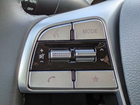 New 2025 Kia Telluride LX image 32