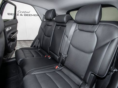 Used 2025 Genesis GV70 2.5T AWD/4WD image 14