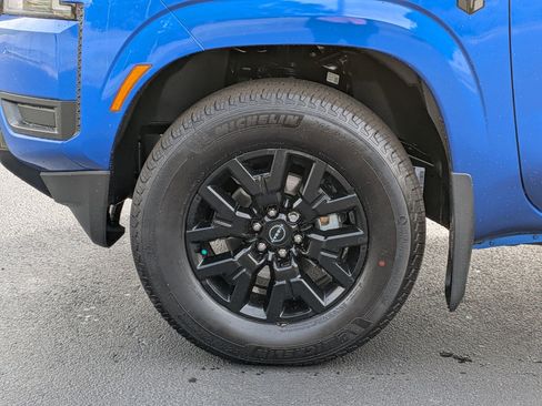 New 2026 Nissan Frontier SV w/ Tow Package image 10