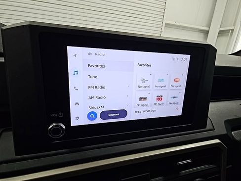 Used 2024 Toyota Tacoma SR image 14