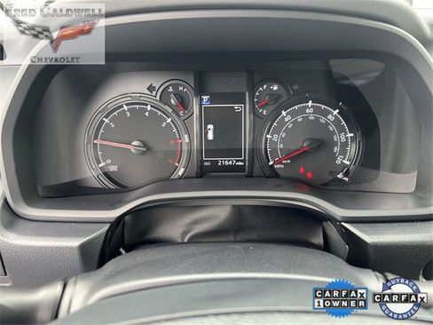 Used 2024 Toyota 4Runner SR5 image 12