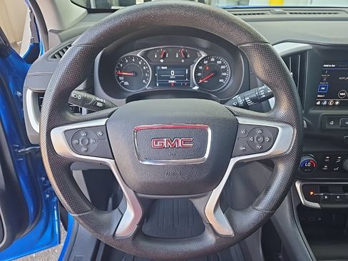 Certified 2024 GMC Terrain SLE w/ Driver Convenience Package FWD image 18