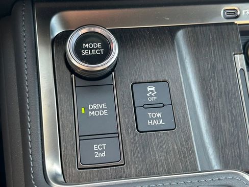 Used 2025 Lexus GX 550 AWD/4WD image 38
