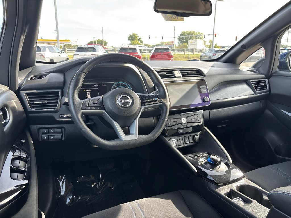 Certified 2024 Nissan Leaf SV Plus FWD image 18