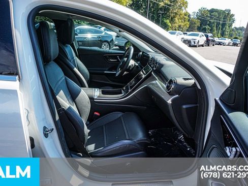 Used 2022 Mercedes-Benz C 300 Sedan image 23