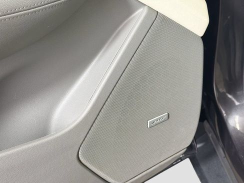 Used 2018 Cadillac XT5 Luxury w/ Driver Awareness Package FWD image 20