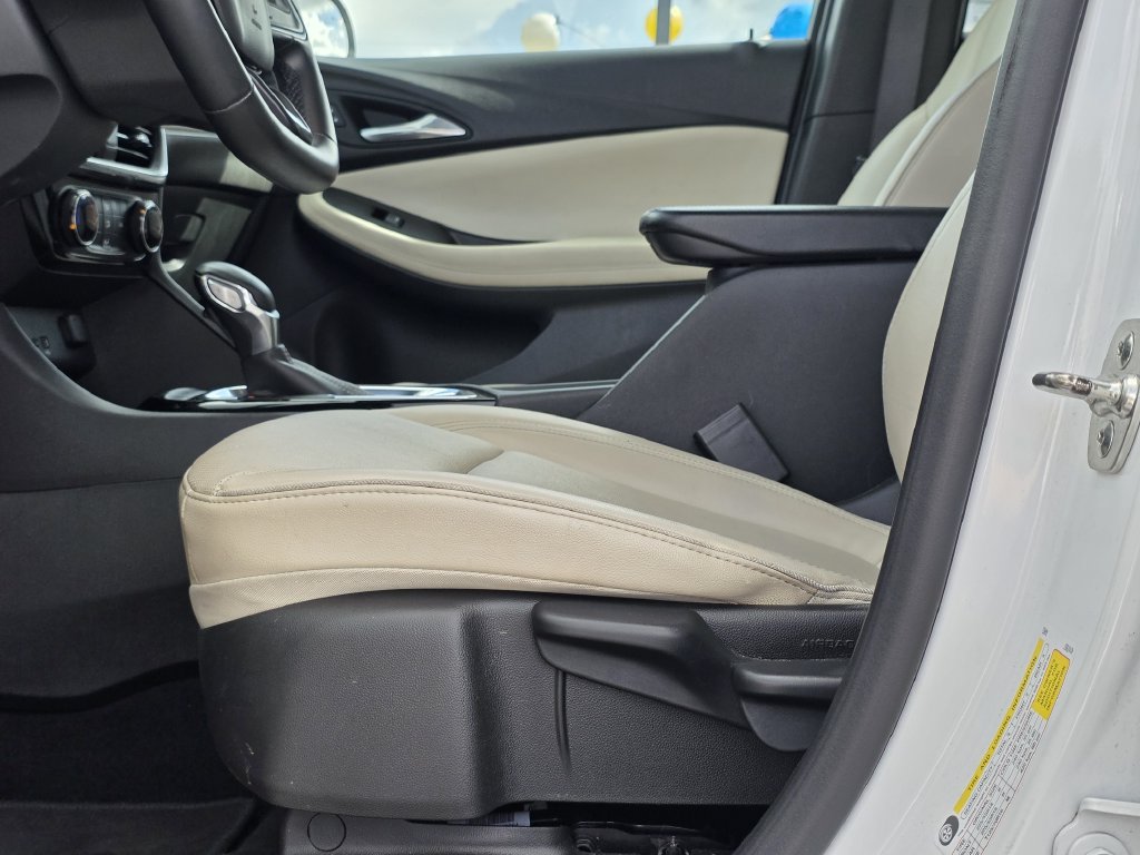 Certified 2024 Buick Encore GX Sport Touring FWD image 23