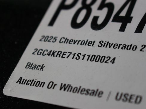 Used 2025 Chevrolet Silverado 2500 High Country w/ High Country Premium Package AWD/4WD image 45