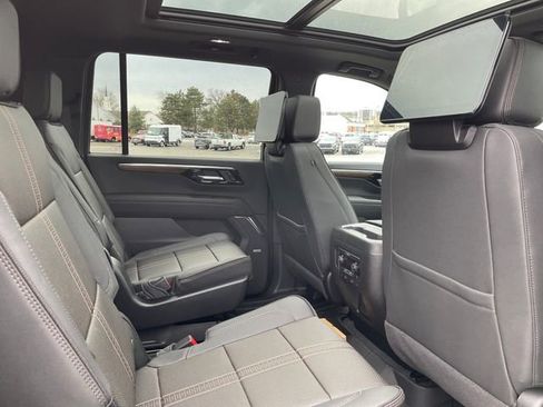 New 2026 Chevrolet Suburban High Country image 22