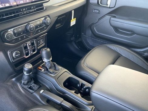 New 2026 Jeep Wrangler Unlimited Sport AWD/4WD image 38