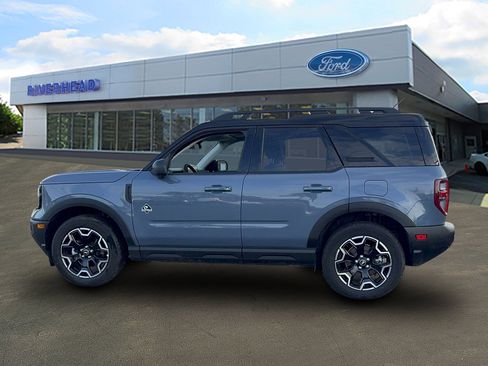 Used 2025 Ford Bronco Sport Outer Banks w/ Outer Banks Tech Package+ image 3