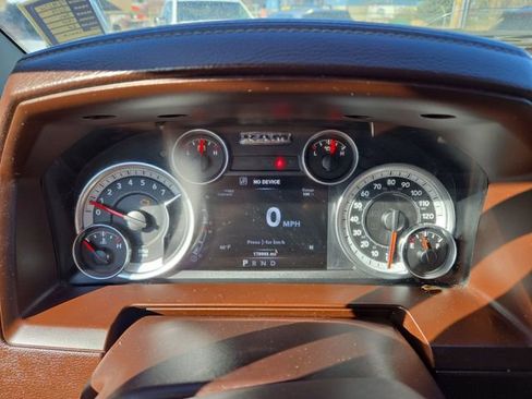 Used 2014 RAM 1500 Laramie w/ Convenience Group image 20