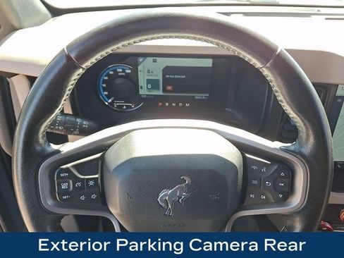 Used 2023 Ford Bronco Wildtrak AWD/4WD image 4