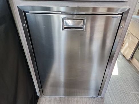 Used 2021 RAM ProMaster 1500 w/ Convenience Group FWD image 24
