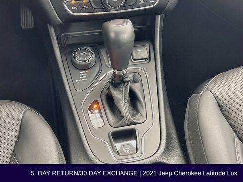 Used 2021 Jeep Cherokee Latitude Lux AWD/4WD image 21