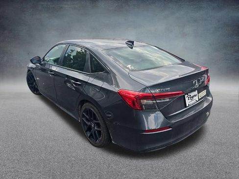 Used 2022 Honda Civic Sport image 4
