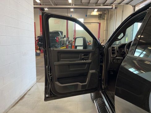 New 2024 RAM 3500 Tradesman w/ Chrome Appearance Group image 23