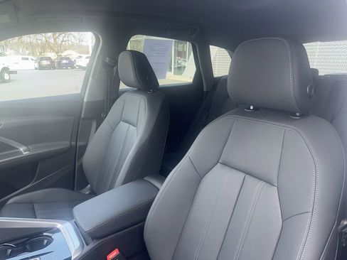 Used 2025 Audi Q5 Premium w/ 19" Wheel Package image 22