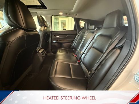 Used 2025 Nissan Murano SL AWD/4WD image 13