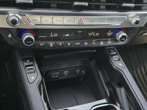 Used 2024 Kia Telluride SX Prestige X-Pro AWD/4WD image 20