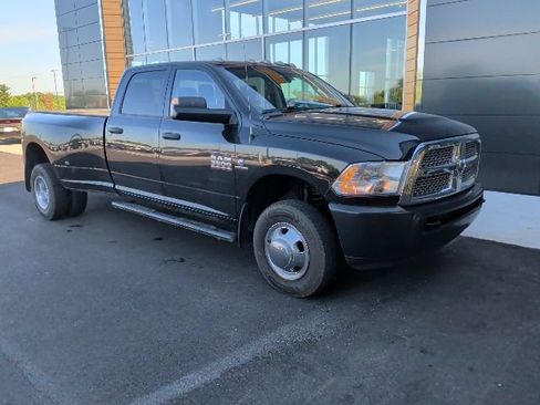 Used 2017 RAM 3500 Tradesman w/ Popular Equipment Group AWD/4WD image 2