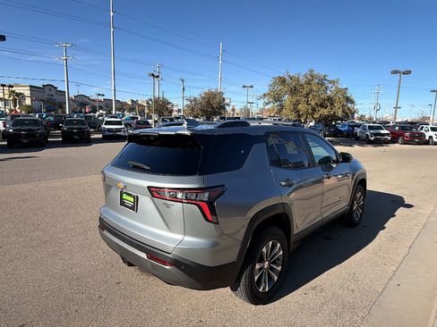 Used 2025 Chevrolet Equinox LT w/ Convenience Package II image 4