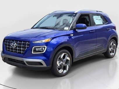New 2025 Hyundai Venue SE