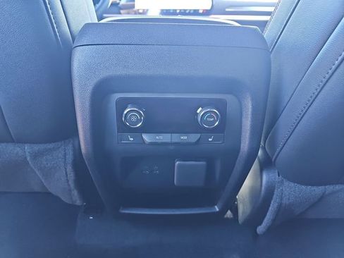 New 2026 Chevrolet Traverse RS FWD image 21