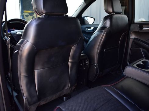 Used 2023 Ford Escape ST-Line w/ Equipment Group 301A FWD image 23