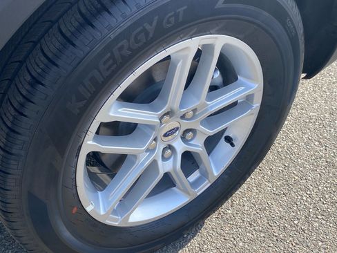 Used 2025 Ford Explorer Active image 22