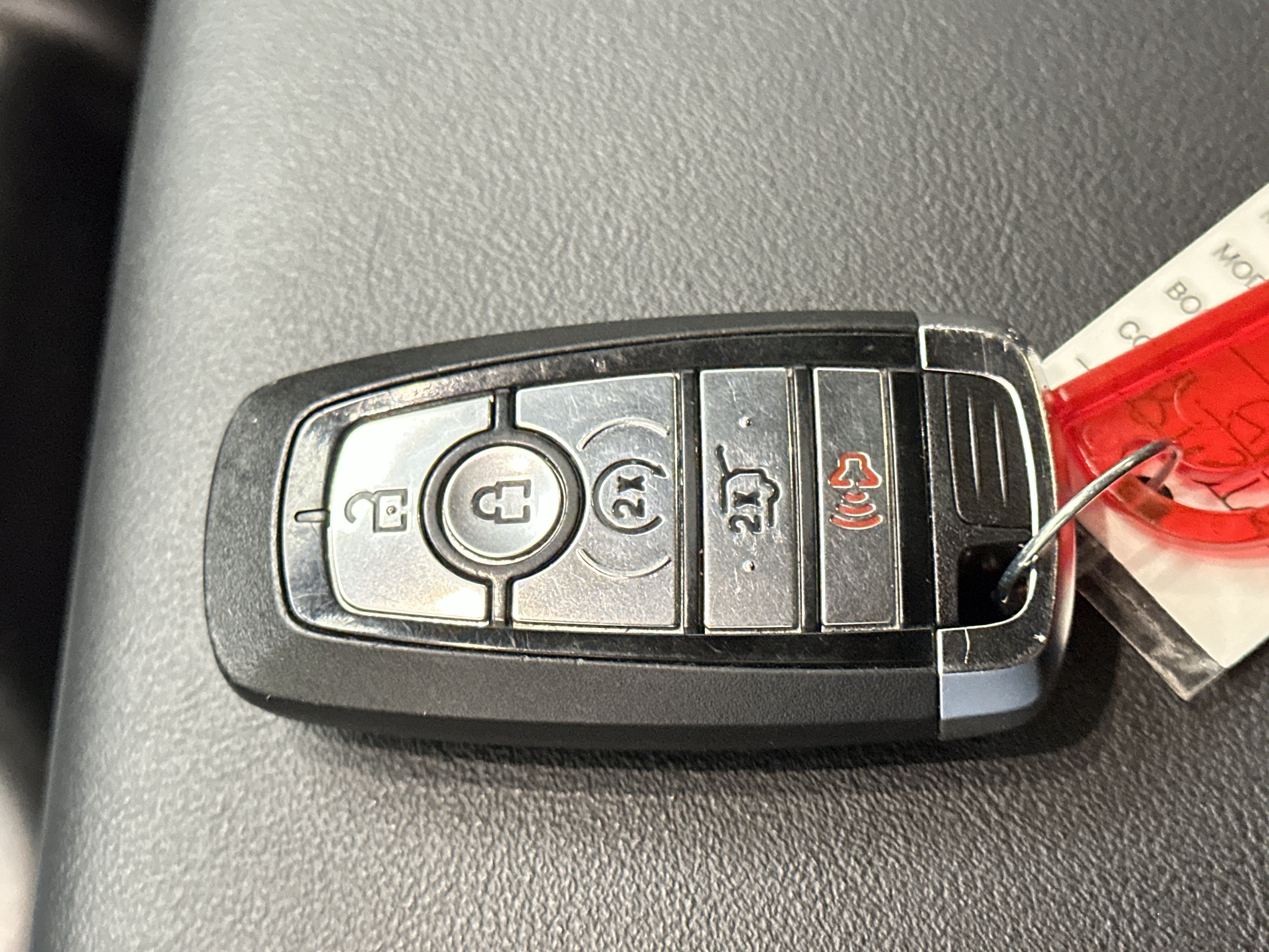 Used 2025 Ford Explorer ST-Line w/ ST-Line Street Pack AWD/4WD image 46