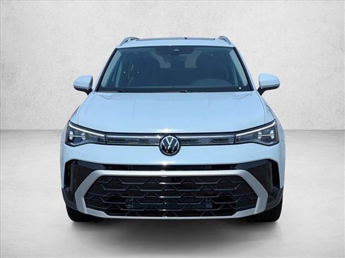 New 2026 Volkswagen Taos SEL AWD/4WD image 2