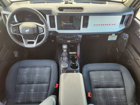 New 2025 Ford Bronco Heritage Edition image 11