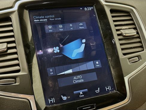 Used 2017 Volvo XC90 T6 Momentum w/ Vision Package image 24